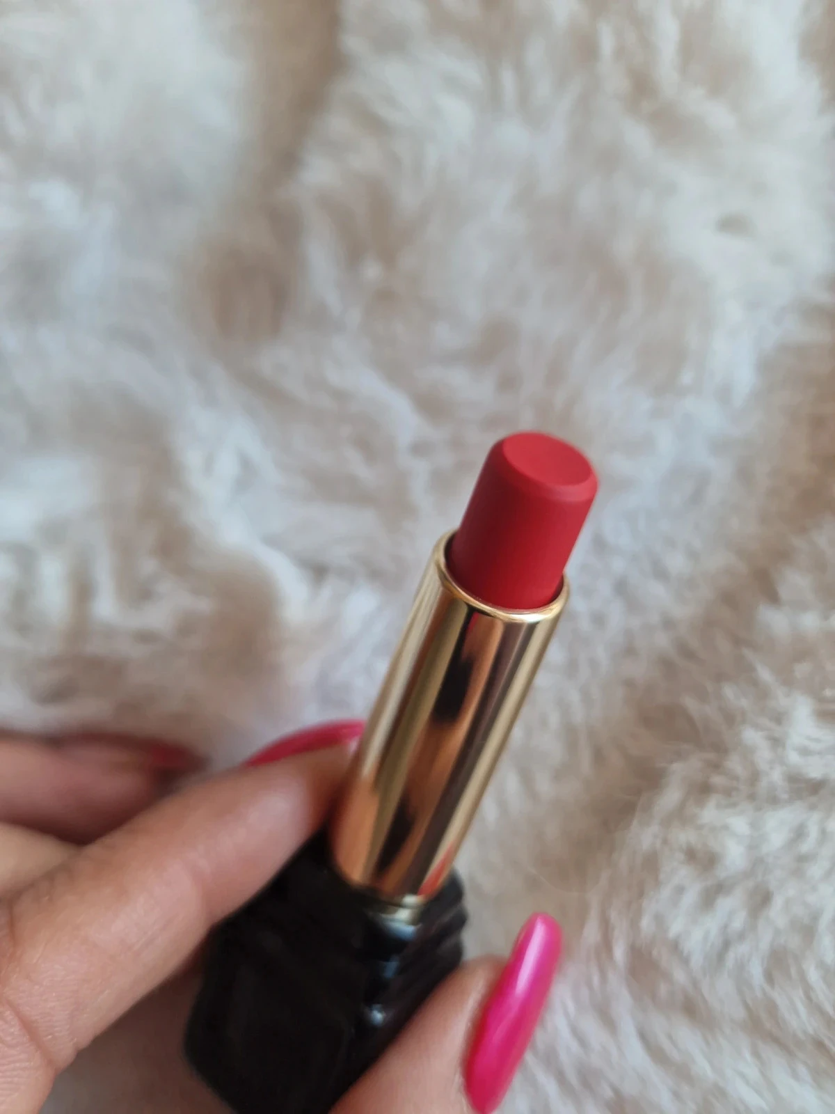 Kisskiss Tender Matte - Lápiz Labial Mate Luminoso Confort 16H – photo 4